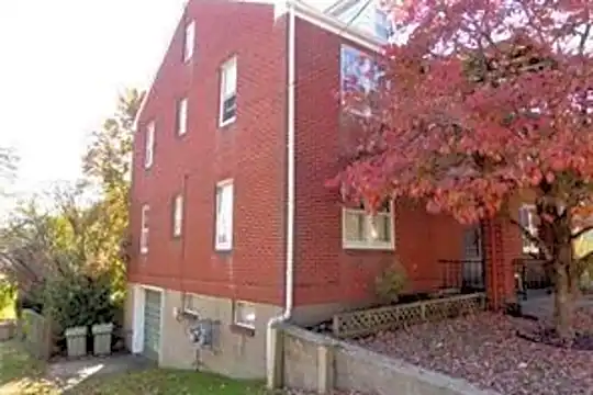 52 Kensington St Photo 2