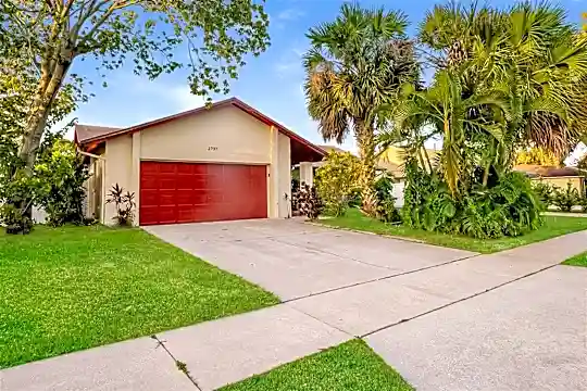 2737 Ceram Ave Photo 2