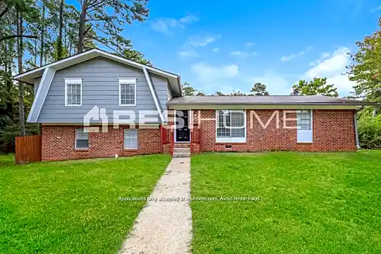 8724 Homewood Court Photo 1