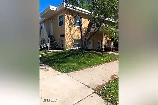 654 Stryker Ave Photo 1