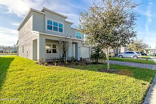 5650 Estero Loop Photo 2
