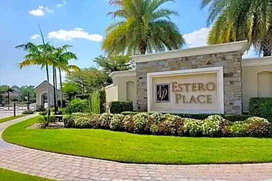 21313 Estero Palm Way Photo 2
