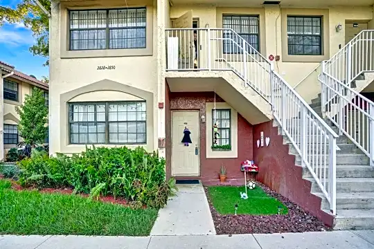 2828 Coral Springs Dr #2828 Photo 2
