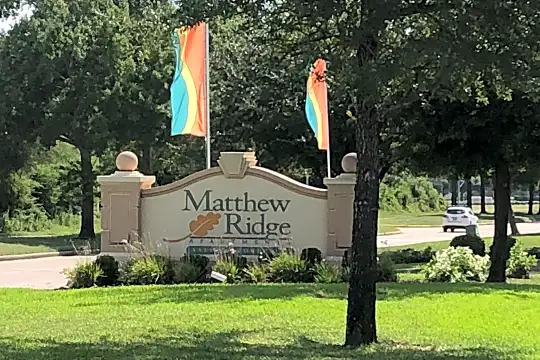 Matthew Ridge Apartments Photo 2