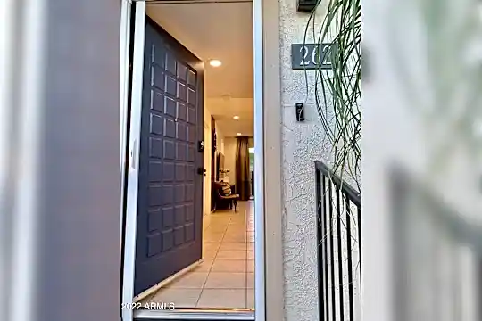 4800 N 68th St #262 Photo 2