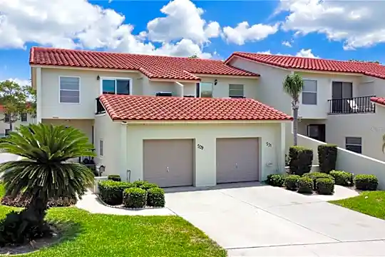 2700 Bayshore Blvd Photo 1