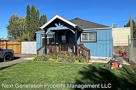 1065 Ogle Ave Photo 2