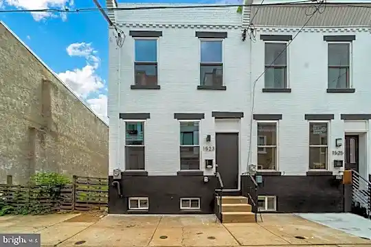 1523 S Lambert St Photo 1