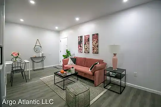 214 Atlantic St Photo 1