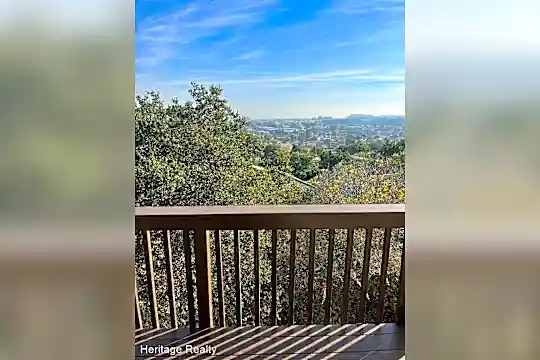 2 View Terrace Photo 2