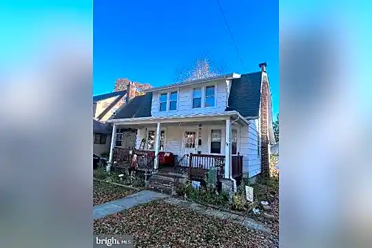 1312 Newton Ave Photo 1
