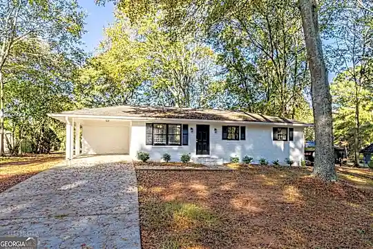 409 Colette Ln Photo 1