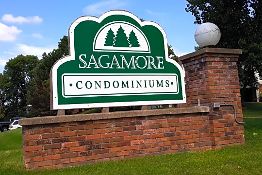 Sagamore Condominiums Photo 2