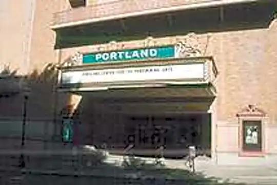 Fountain Place Photo 2