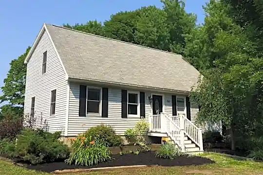 153 Amherst Rd Photo 1