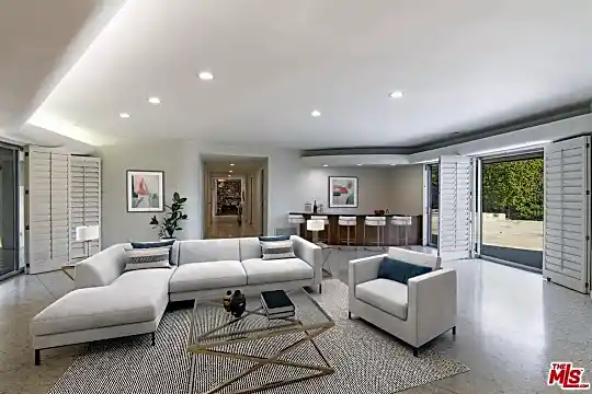 1465 Carla Ridge Photo 1