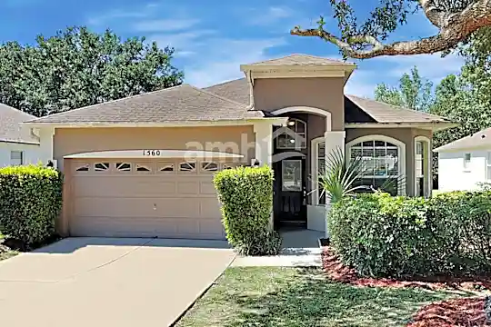 1560 Mountclair Court Photo 1