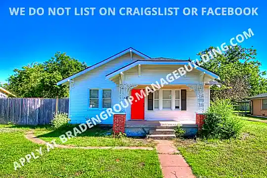 912 NW 98th St Photo 2