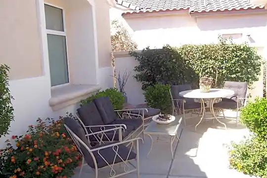 35299 Meridia Ave Photo 2