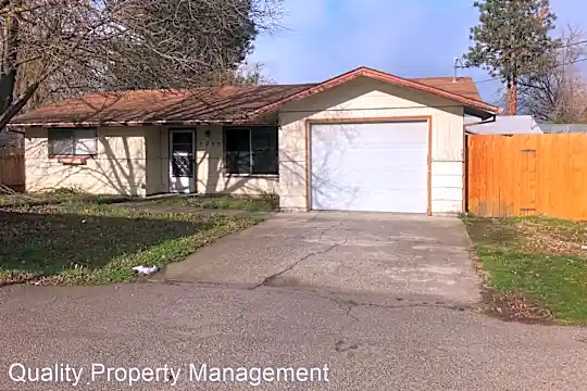 2235 Crater Lake Ave Photo 1
