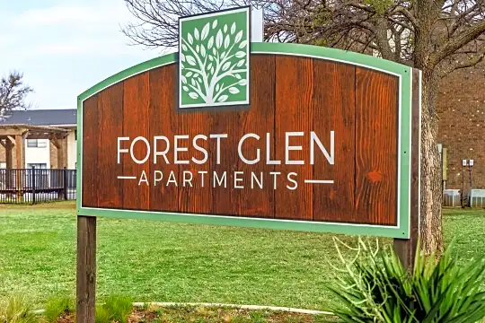 Forest Glen Apartments Photo 1
