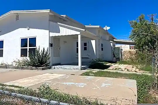 3631 Mobile Ave Photo 1