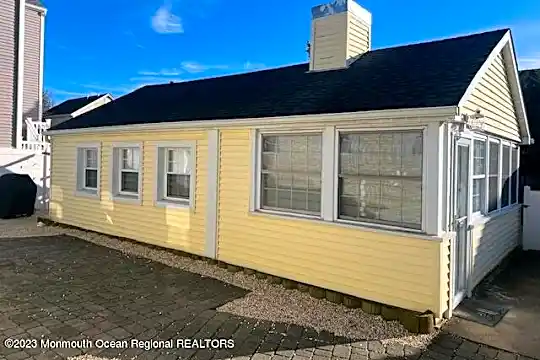 126 Elizabeth Ave #BACK Photo 1