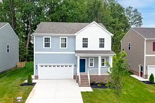 305 Northfield Hts Ln Photo 1