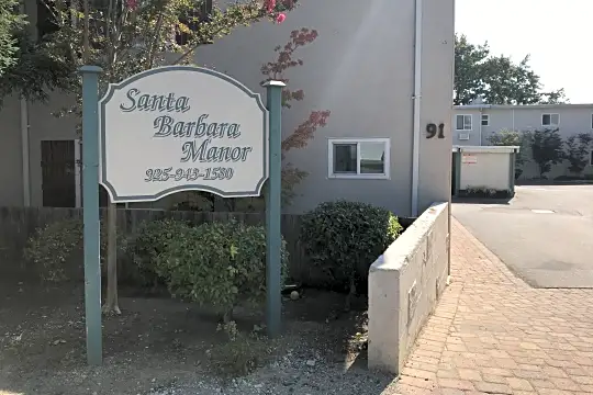 Santa Barbara Manor Photo 2
