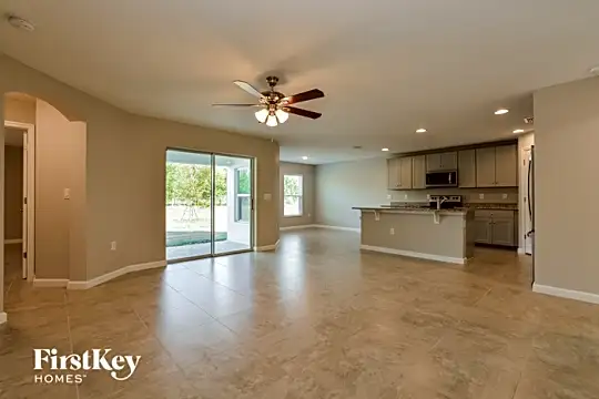 115 Southern Breeze Loop Photo 2