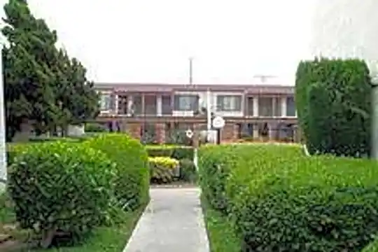El Presidio Apartments Photo 2