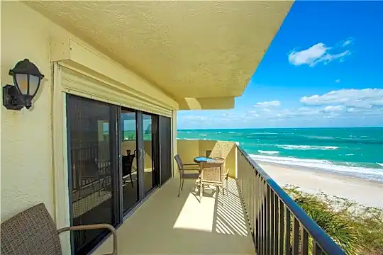 2636 Ocean Dr #404 Photo 2
