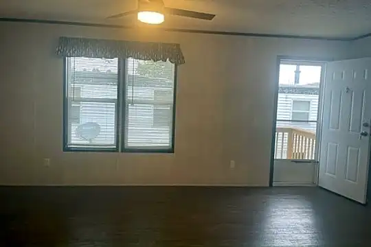 291 Mallard Ln #291 Photo 2