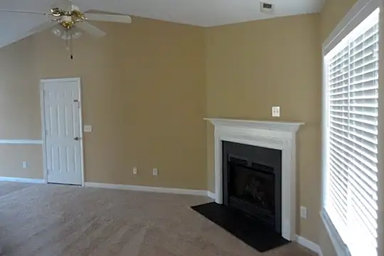 3867 Range Crest Court Photo 2