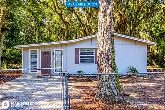 868 Filmore Ln Photo 1