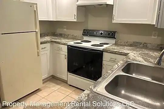 53 Deena Way Photo 1