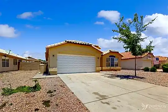 8964 W Kathleen Rd Photo 2