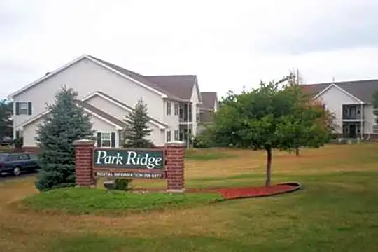 Park Ridge Apartments Photo 1