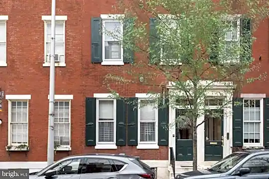 1316 Pine St #3R Photo 1
