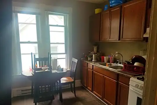 409 Lafond Ave Photo 2