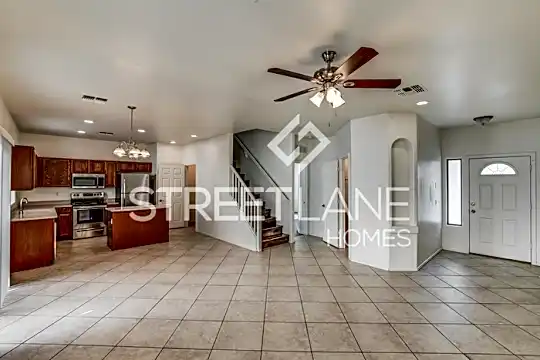 3532 W Kathleen Rd Photo 2