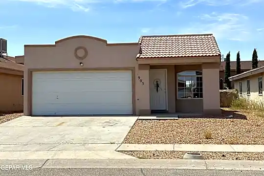 3905 Tierra Isla Way Photo 1