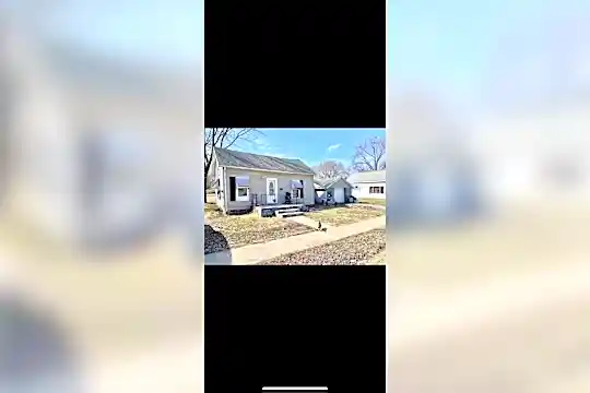204 South St Photo 1