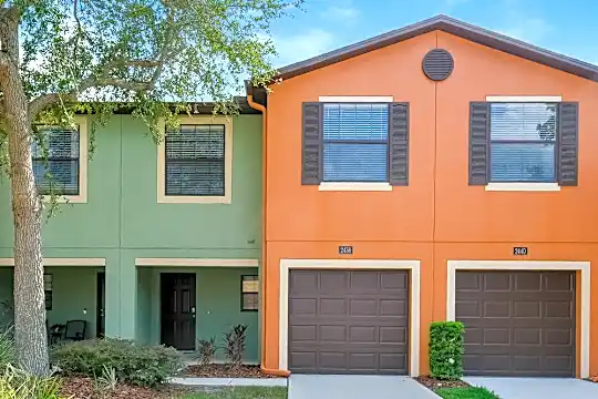 2438 Hibiscus Bay Ln Photo 1
