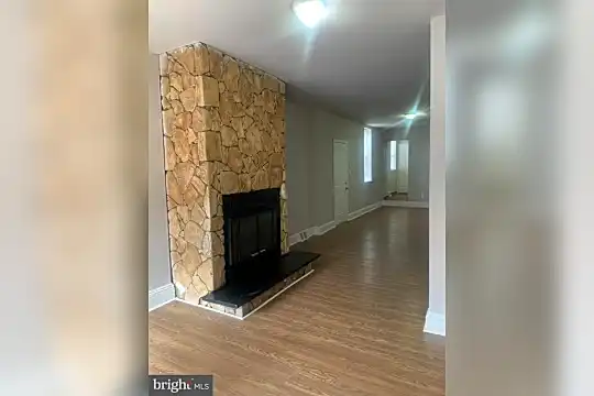 3044 D St Photo 2