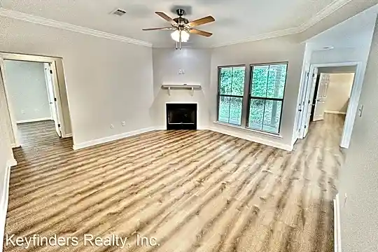 1745 Ravier Ln Photo 2
