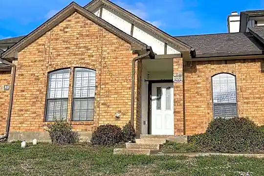 6310 Alissa Dr Photo 1