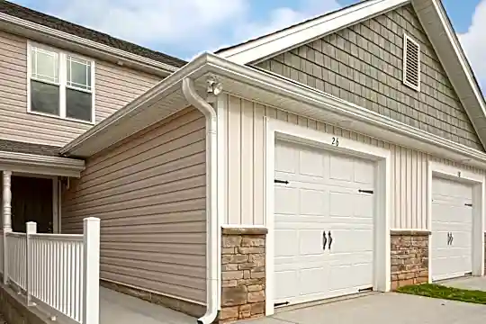 Riverwood Ranch Townhomes Photo 1