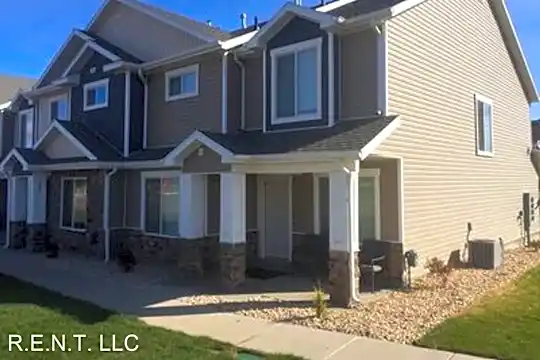 283 W Seasons Ln Photo 1