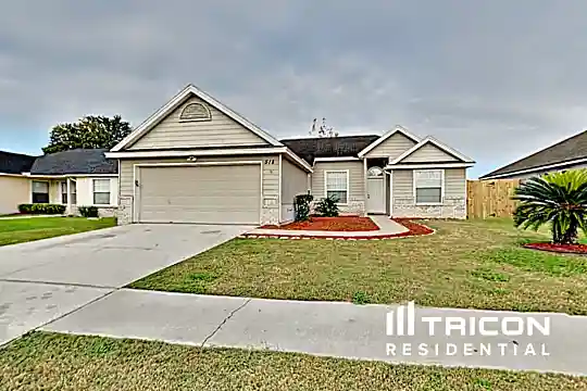 518 Summit Drive Photo 2